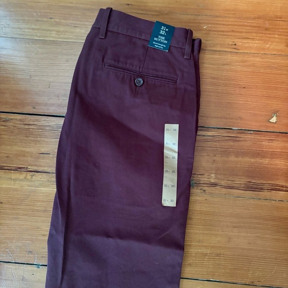 J. Crew Men's Maroon Chinos size 31x 32 - Picture 2 of 4